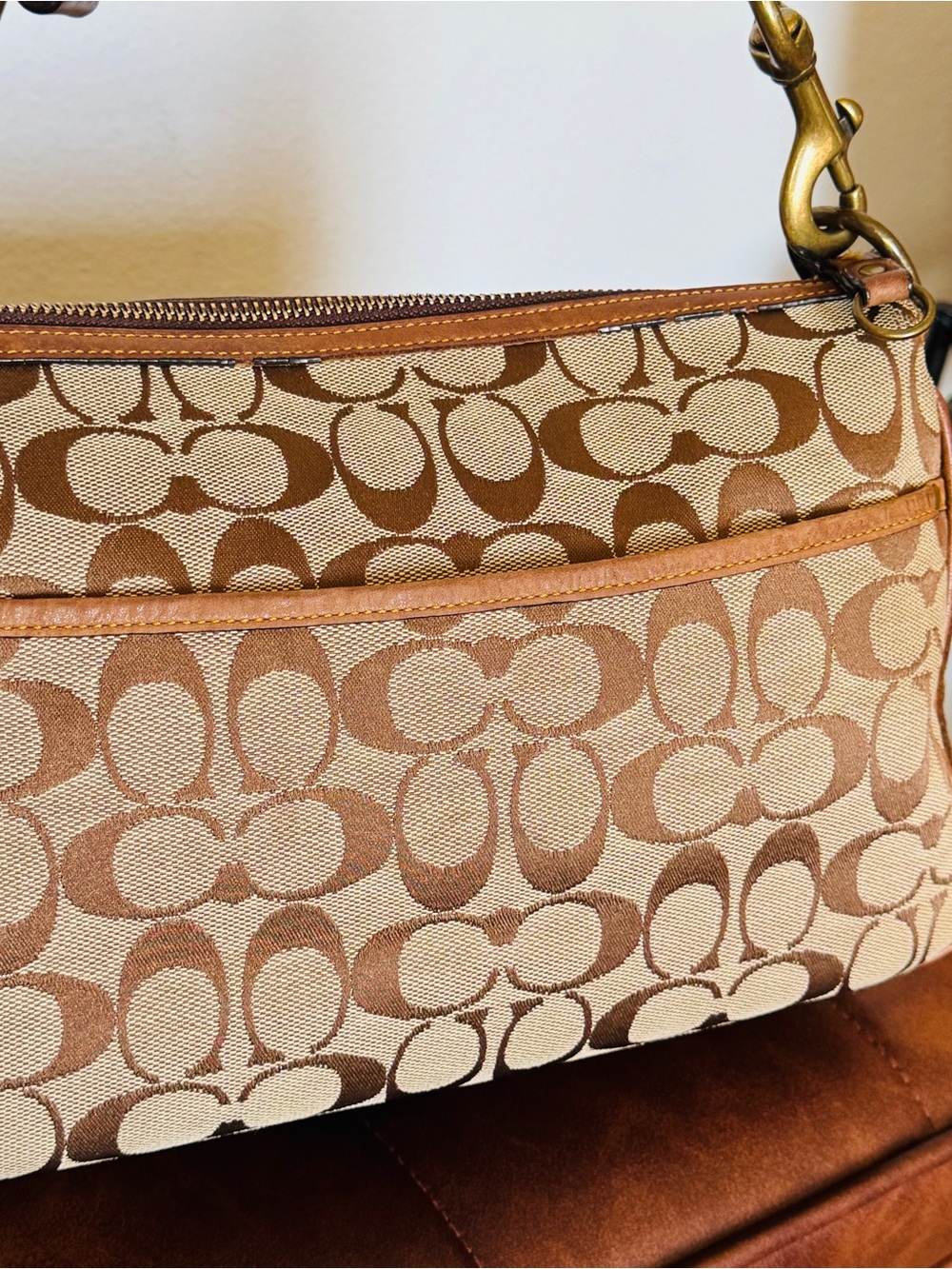 👜 Coach Special Edition Fall 2004 Signature Jacquard Suede Leather Shoulder Bag - Picture 3 of 15